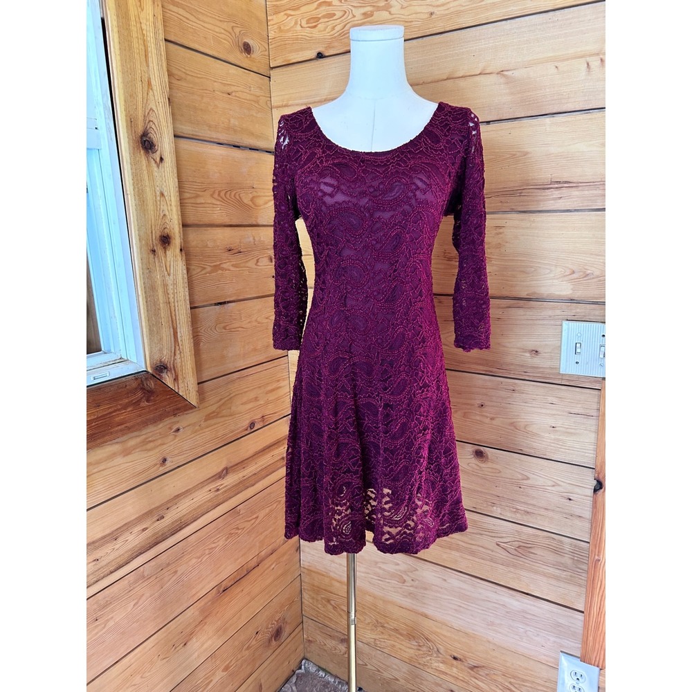 Lace Skater Dress Women Small Burgundy Fit Flare Cocktail Papillon Vancouver